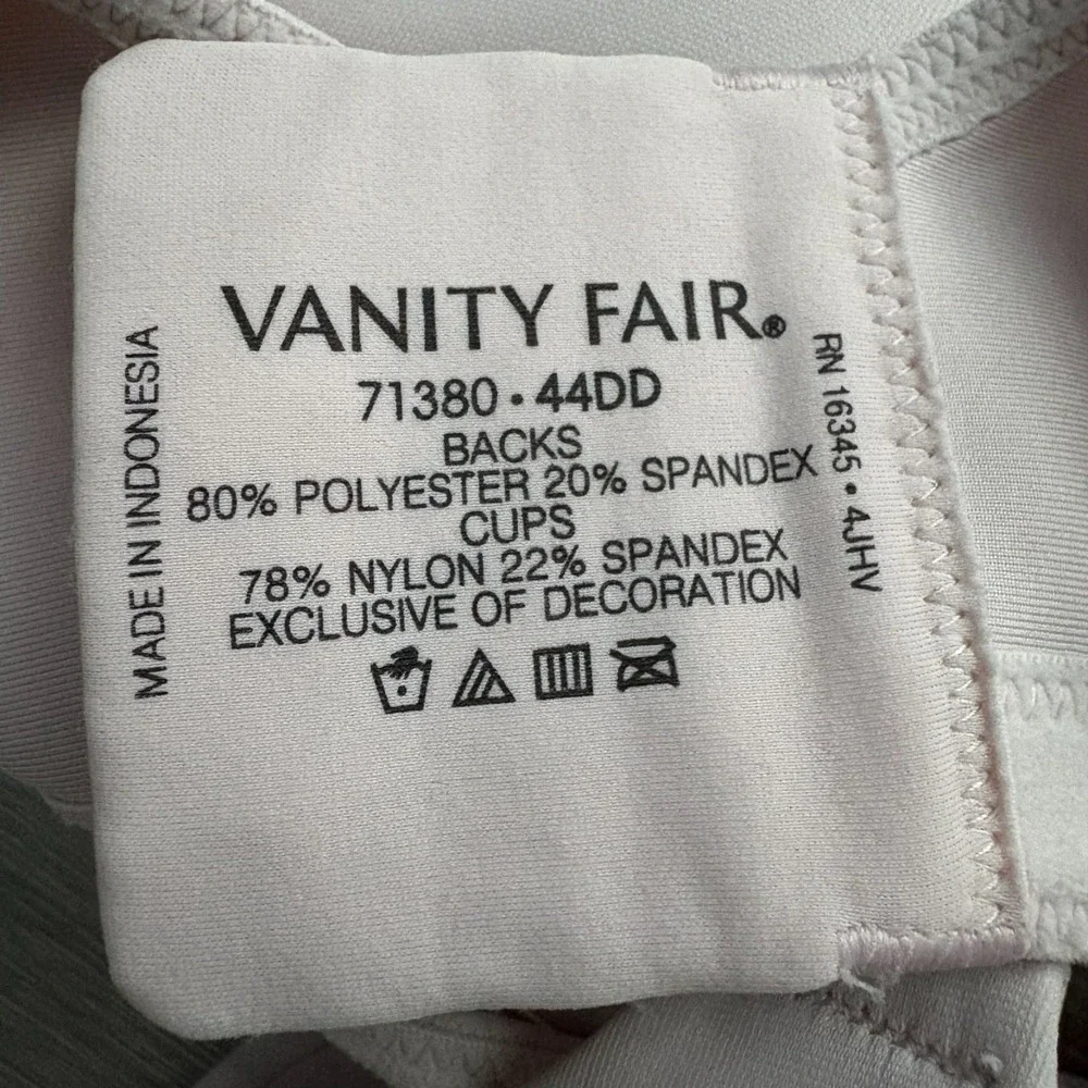 Vanity Fair 71380 Nude Color Beauty Back Full Figure‎ Underwire Bra Size 44DD